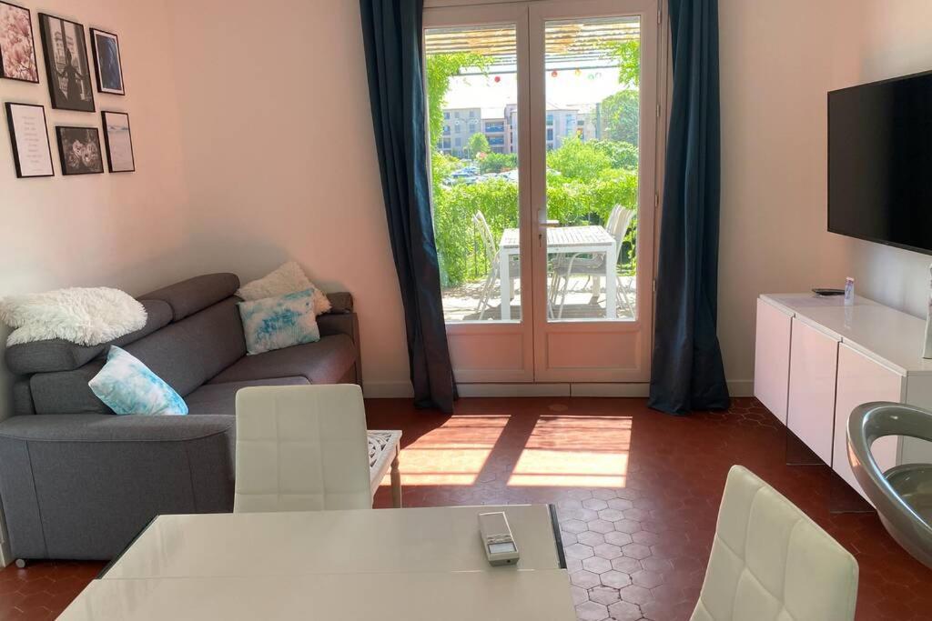 Petite Maison De Charme - Le Jardin Secret D'Alice Roquebrune-sur-Argens Buitenkant foto
